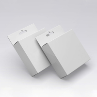 Boîtes suspendues en carton blanc imprimées sur mesure emballage de détail pour bougie de maquillage conception suspendue à onglets portefeuille