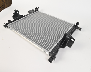 Radiador del Sistema <span class=keywords><strong>de</strong></span> Refrigeración del Motor a <span class=keywords><strong>Precio</strong></span> <span class=keywords><strong>de</strong></span> Mayoreo Confiable para <span class=keywords><strong>TWINGO</strong></span> 1.2 93- - Product Image 4