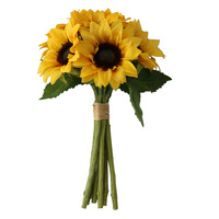 Bouquet de soie de tournesol à 6 têtes fait à la main de haute qualité en gros pour la décoration de la maison Arrangement mural de jardin sauvage