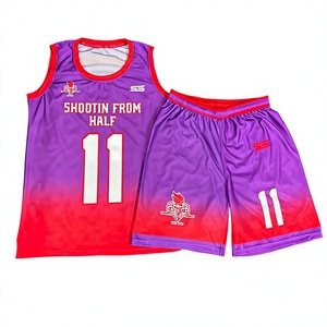 Conjunto de Uniforme de Baloncesto Sublimado Personalizado y Transpirable, Camiseta y Pantalones Cortos |   Número de Equipo Personalizado |   100% Poliéster de Secado Rápido - Product Image 3