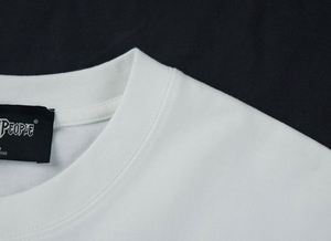 เสื้อยืดผู้ชายทรงโอเวอร์ไซส์ ผ้าฝ้ายคุณภาพสูง 260 GSM พร้อมโลโก้และสีพิมพ์ตามสั่ง รุ่น TS-001 - Product Image 5