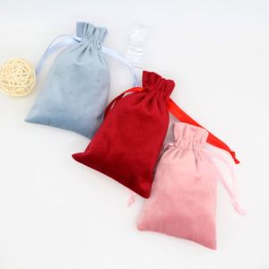 Bolsa de Regalo Extra Grande de Terciopelo Suave Reciclable con Cordón, Bordado y Logotipo Personalizado - Product Image 5