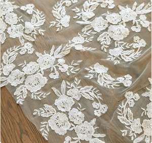 Nouveau <span class=keywords><strong>Voile</strong></span> de Mariée 2024 à 1 Couche avec Appliques en Dentelle, Long <span class=keywords><strong>Voile</strong></span> de Mariée de 3 Mètres Blanc Ivoire Longueur Cathédrale, <span class=keywords><strong>Voile</strong></span> de Mariée Économique - Product Image 4