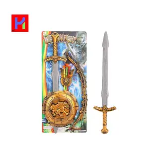 HY Toys Partners Nouveaux fabricants ventes directes d'armes pour enfants ensemble de matériel de combat en bronze couteau jouet combinaison garçon