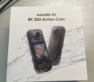 Insta360 X5 Combo : Perche à selfie invisible, effet sans visibilité de la perche, haute qualité, léger, étanche, vidéo 8K 360°, FlowState - Product Image 1