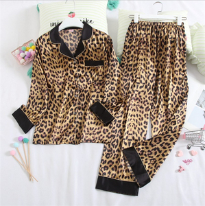 Hot Sale Leopard Print Polyester/Cotton Elastic Waist <strong>Thermal</strong> <strong>Long</strong> <strong>Sleeve</strong> 2 Piece Pajamas Nightwear for <strong>Women</strong> - Product Image 1