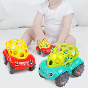 Jouet à hochet pour voiture en caoutchouc souple avec billes sonores à l'intérieur des pneus, à pousser et à faire rouler, pour le développement de la préhension des bébés, cadeau interactif parent-enfant - Product Image 2