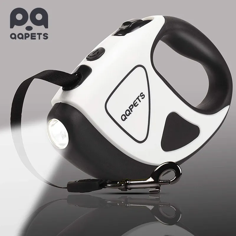 QQPETS Tali Anjing Dapat Ditarik dengan Lampu Kilat LED Terang Desain Logo Kustom Tali Kekang Anjing Peliharaan Tahan Lama Otomatis Dapat Disesuaikan