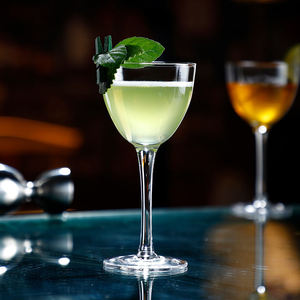 Fantasiosi calici unici Nick e <span class=keywords><strong>Nora</strong></span> bicchieri da Cocktail incisi incise tazze di cristallo Martini vino di cristallo Cocktail Glass Restaurant - Product Image 4