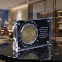 Boîte de présentation et de rangement pour pièces de monnaie commémoratives en acrylique magnétique transparente, robuste et de style rétro, vendue par le fabricant