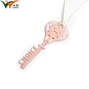 Marcapáginas Metálico Promocional al por Mayor, con Forma de Llave, de Alta Calidad y Personalizado - Product Image 2