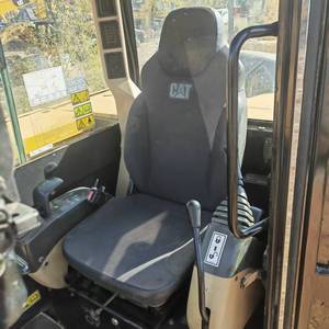 รถตักดิน306E ตีนตะขาบไฮดรอลิก6ตันจากญี่ปุ่น306E หนอนผีเสื้อพร้อมมอเตอร์แกนและเครื่องยนต์ - Product Image 4