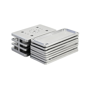 Carcasa electrónica personalizada, piezas de aluminio mecanizado <span class=keywords><strong>CNC</strong></span>, fundición a presión para fabricación de Metal de Pedal de guitarra hecho en China - Product Image 2