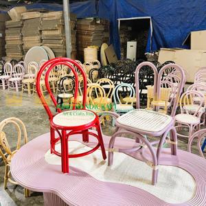 Chaise moderne, élégante et écologique en rotin pour enfants, salles de jeux, chambres, extérieur, intérieur, salon, cuisine, tous les jours - Product Image 1