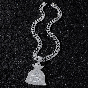 Nouveau Collier Pendentif Sac à Monnaie Géométrique Hip-Hop au Design Unique, Plaqué Or, pour Hommes, Vente en Gros, Bijoux Tendance - Product Image 2