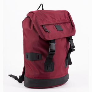 Muestra gratuita del fabricante, logotipo personalizado OEM, mochila impermeable enrollable de viaje, ecológica y sostenible, hecha de poliéster RPET. - Product Image 4