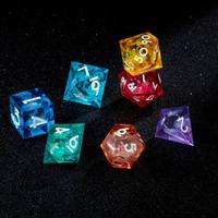 Ensemble de dés en résine à bords vifs personnalisables, noyau rempli de liquide, dés polyédriques pour D&D, Pathfinder et autres jeux de société fantastiques