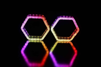 Vente en gros de feux de jour LED 5D Crystal Hexagon Angel Eyes WRGB pour la rénovation et l'amélioration des phares automobiles, pièces de rechange
