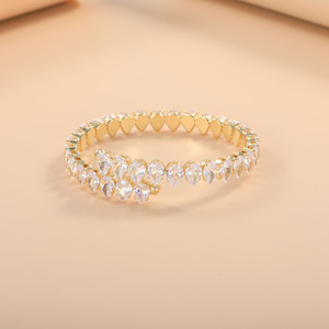 Bracelet ouvert en zircone cubique en forme de goutte d'eau pour femmes, bijoux de couleur or à porter au quotidien - Product Image 4