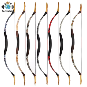 Arco recurvo de madera de 56 pulgadas, 20-50 libras, arco tradicional laminado de una pieza, arco largo para caza, práctica y tiro al blanco. - Product Image 1