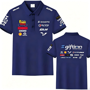 Polo unisexe minimaliste chic urbain pour équipe de course, graphiques de sponsor personnalisables, haut de sport anti-humidité pour la course et le quotidien - Product Image 2
