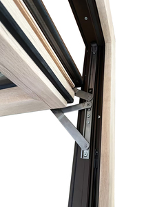 Finestra a Battente in Legno Rivestito in Alluminio di Alta Qualità con Zanzariera Integrata - Product Image 3