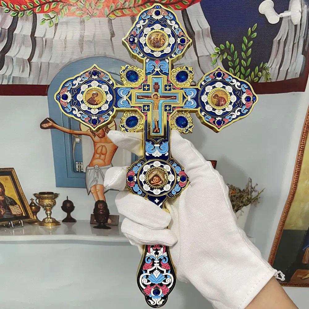 2023 New Metal Cross Religiöse Jesus Legierung Kreuz Stehendes Kruzifix Dekorative Orthodoxe Hand Kreuz Religiöse Ikone Angepasst