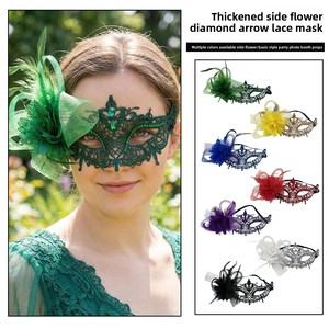 Máscara <span class=keywords><strong>de</strong></span> Encaje con Diseño Floral y Flecha Lateral <span class=keywords><strong>de</strong></span> Poliéster para <span class=keywords><strong>Halloween</strong></span>, con Plumas y Pedrería, Media <span class=keywords><strong>Cara</strong></span>, para Mujeres, para Fiestas <span class=keywords><strong>de</strong></span> Disfraces - Product Image 2