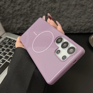 <span class=keywords><strong>Coque</strong></span> de téléphone magnétique de charge sans fil de luxe pour Samsung Galaxy S25 <span class=keywords><strong>Ultra</strong></span> S24 S23 <span class=keywords><strong>S22</strong></span> A56 A35 A36 <span class=keywords><strong>coque</strong></span> antichoc souple en <span class=keywords><strong>Silicone</strong></span> - Product Image 3