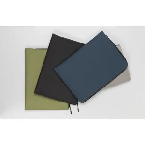 Gadget sostenibili Impact Aware con tasca per PC da 15,6 pollici - Product Image 2
