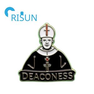 Herstellung Metall Kirche katholische Diakon Diakon ess <span class=keywords><strong>Pin</strong></span> Brosche benutzer definierte Emaille Diakon Kreuz Anstecknadel Abzeichen benutzer definierte Kreuz stifte - Product Image 5