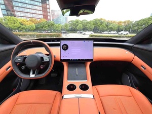 Xiaomi YU7 <span class=keywords><strong>Max</strong></span> 2025 d'occasion, SUV électrique AWD longue portée, performances optimales, conduite à gauche, jantes <span class=keywords><strong>Brembo</strong></span> 21 pouces, toutes options, prêt à être expédié FOB - Product Image 4