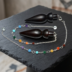 Péndulo de Chakra con Forma de Lágrima y Cuentas Coloridas, Herramienta de Feng Shui Tallada a Mano - Product Image 3