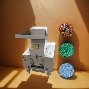 Máquina trituradora de plástico 5.5kw Trituradora de botellas de plástico Trituradora de tuberías de PVC Equipo de trituración y reciclaje de residuos de plástico - Product Image 1