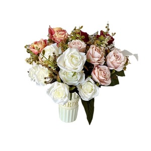 ชุดดอกกุหลาบประดิษฐ์สำหรับงานแต่งงาน รุ่น Wedding Rose Series จำนวน 11 ดอก สีม่วง สำหรับตกแต่งบ้าน อุปกรณ์ประกอบฉากงานแต่งงาน ช่อดอกไม้ - Product Image 5