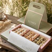 Boîte d'emballage pour beignets à emporter personnalisée, boîte à beignets en papier de haute qualité avec poignée, boîte de présentation en papier avec poignée
