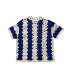 Maglione da Uomo in <span class=keywords><strong>Cotone</strong></span> Lavorato all'Uncinetto Blu e Bianco con Motivo Geometrico e Dettagli Traforati - Product Image 2