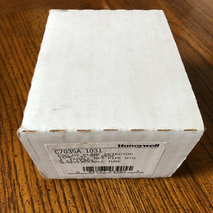 Ультрафиолетовый детектор C7035a1031, быстрая доставка, <span class=keywords><strong>1</strong></span> шт., абсолютно новый, оригинальный, в наличии, PLC - Product Image 1