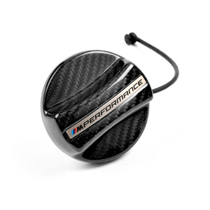 <span class=keywords><strong>Bouchon</strong></span> de réservoir de carburant en fibre de carbone style MP pour <span class=keywords><strong>BMW</strong></span> Série <span class=keywords><strong>1</strong></span>/3/2 (2011-2023) – Cache interne de conversion en carbone sec avec avertissement - Product Image 4