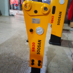 Miniexcavadoras SOOSAN SB 20 de Alta Calidad, Tipo Bobcat, con Motor Potente, Martillo Hidráulico, 1 Año de Garantía, 1.2-3 Toneladas - Product Image 1