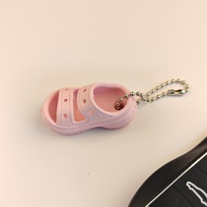 พวงกุญแจ<span class=keywords><strong>รองเท้า</strong></span>ซิลิโคนนิ่มรูปกระเป๋าพวงกุญแจรองเท้าขนาดเล็ก - Product Image 3