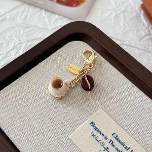 CHENXI - Llavero con Colgante de Café Exquisito, Decoración para Bolso de Mano o Bandolera, Accesorio de Alta Gama para Bolsos - Product Image 5