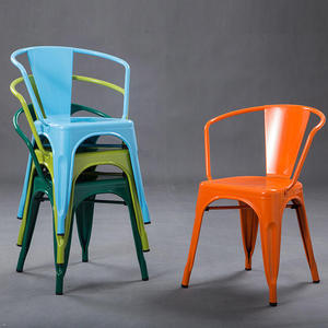 Tabourets de bar industriels en métal avec accoudoirs amovibles, chaise haute pivotante pour restaurant, durable et résistant à l'eau - Product Image 3