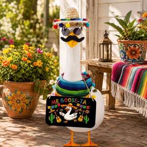 En gros, Décoration de jardin en forme de statue de canard de porche, thème Fiesta, avec sombrero, lunettes de soleil, moustache et panneau - Product Image 1