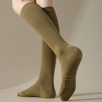 Chaussettes longues en coton bambou avec prise en main pour le travail pour la salle de sport avec propre logo personnalisé pour femmes