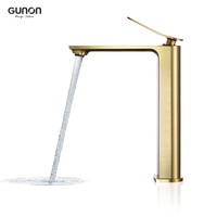 Lavatorio carré en or de haute qualité Monté à un trou Design minimaliste Noyau de valve en céramique Robinet de salle de bain de luxe