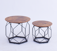 Table basse de style nordique de haute qualité avec un design minimaliste pour la décoration moderne de la maison