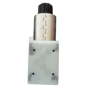 Vanne solénoïde hydraulique de commande directionnelle Duplomatic DS5-TA02/12N-D24K1, Italie - Product Image 5