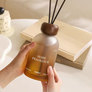 Diffuseur de parfum d'ambiance longue durée à l'huile essentielle de bois de santal, grande capacité 500 ml, ensemble de diffuseurs à bâtonnets - Product Image 3