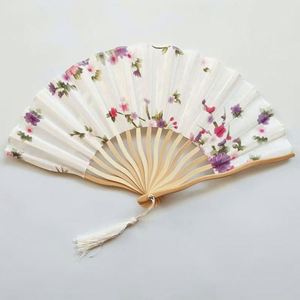 Elegante Abanico Plegable de Seda Blanca, Clásico y Tradicional para Bodas, Decoración del Hogar y Oficina, Grabado Personalizado, Promociones para Fiestas Folclóricas - Product Image 3